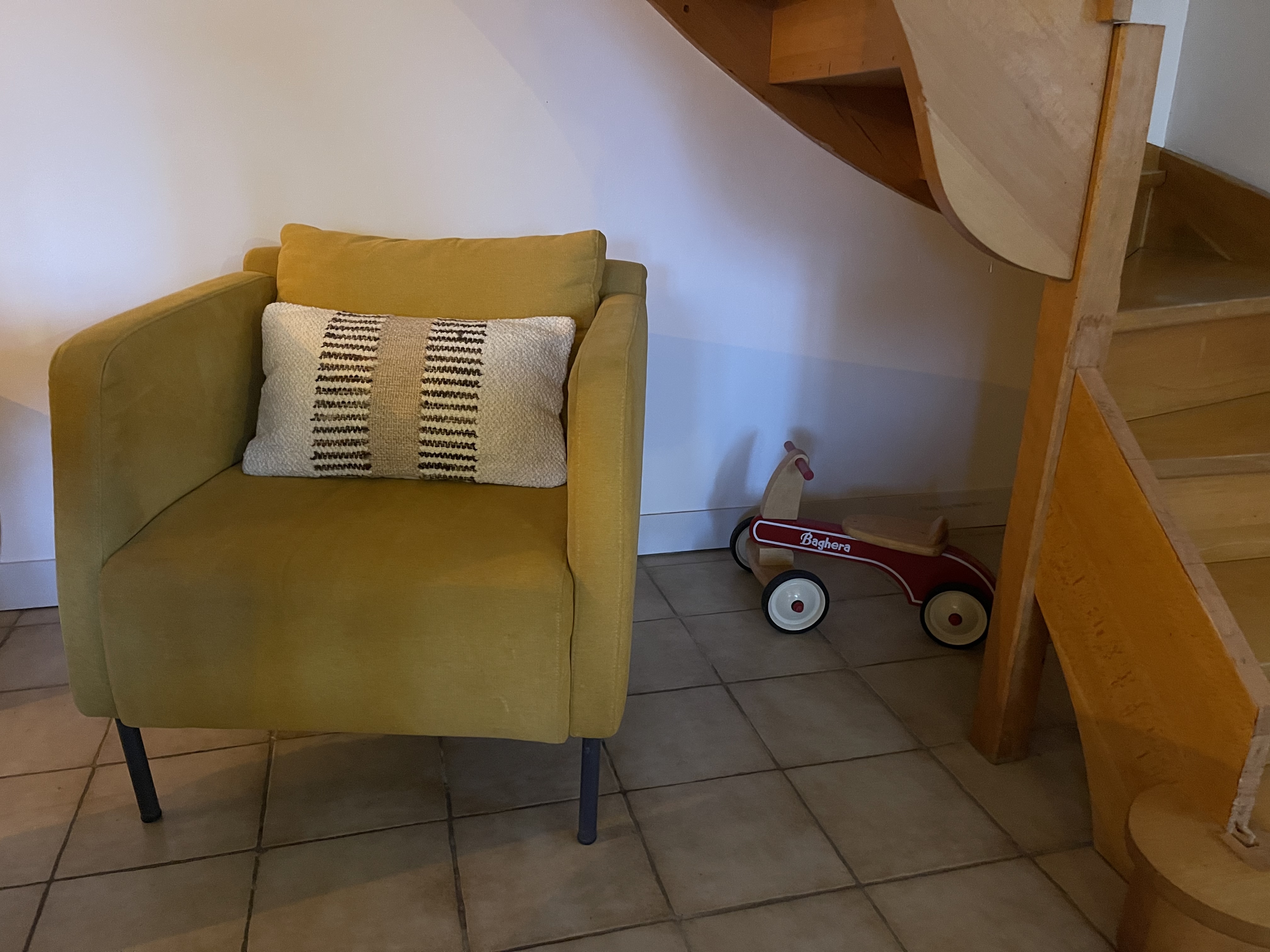 Bee on the Tree - Discover our cottage