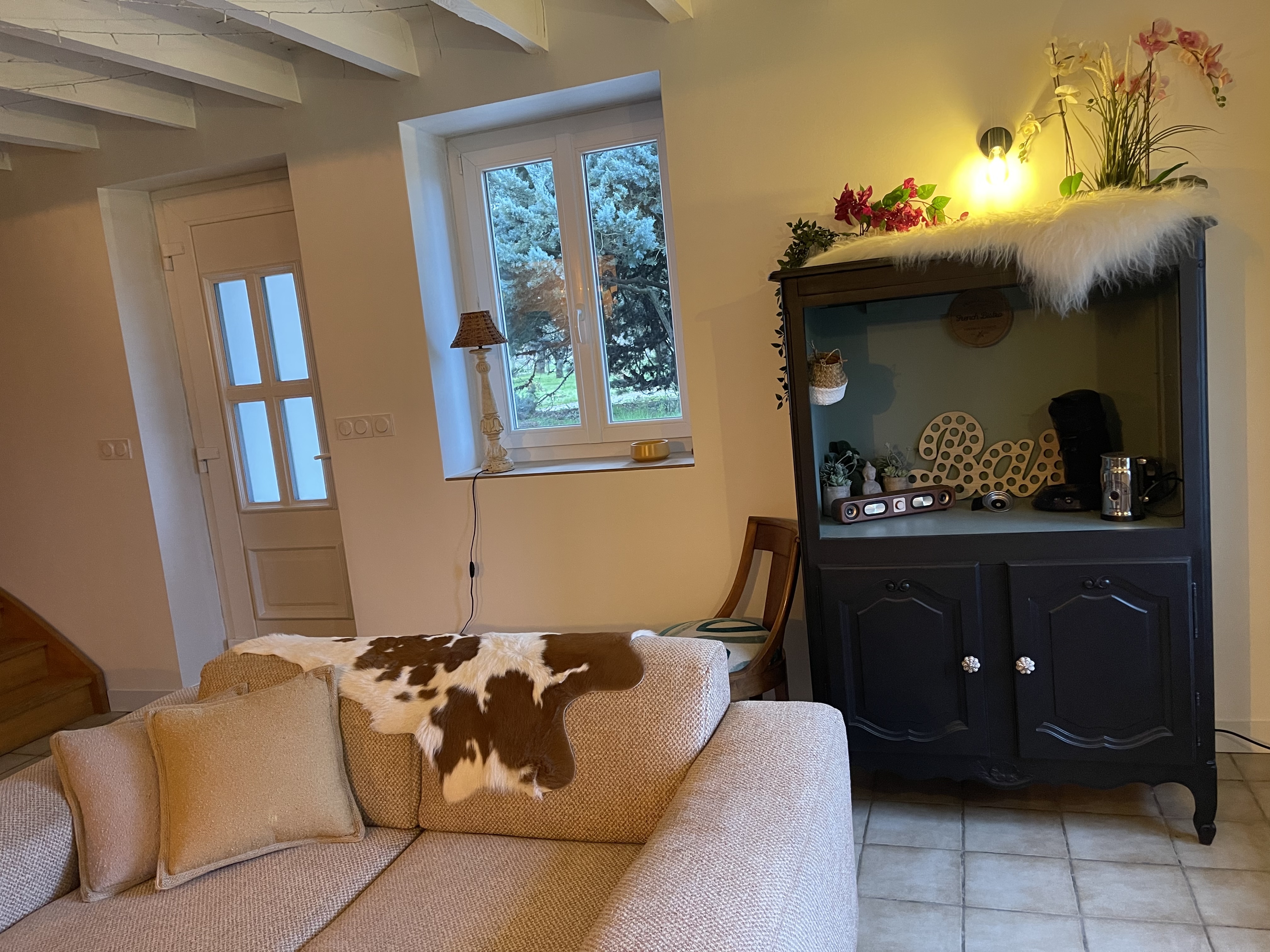 Bee on the Tree - Discover our cottage